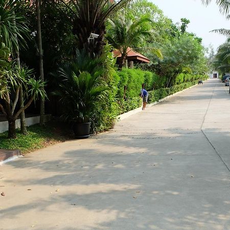 Thai Thani Pool Villa Resort Jomtien Beach Exterior foto